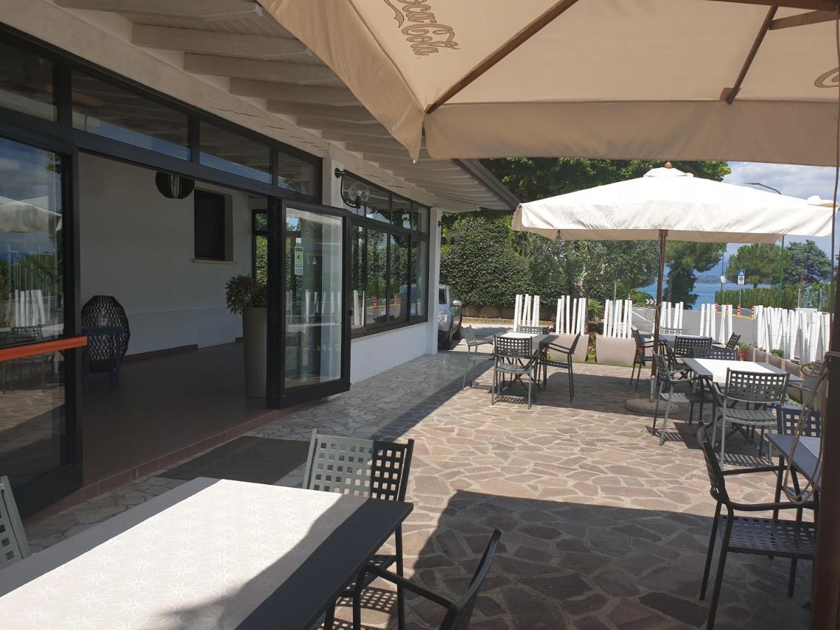 Hotel La Favorita Peschiera del Garda Esterno foto
