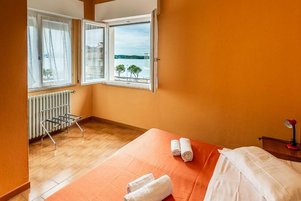 Hotel La Favorita Peschiera del Garda Esterno foto