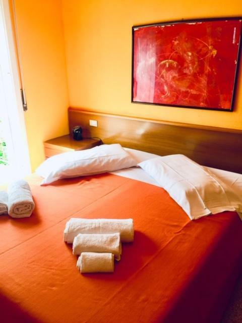 Hotel La Favorita Peschiera del Garda Esterno foto